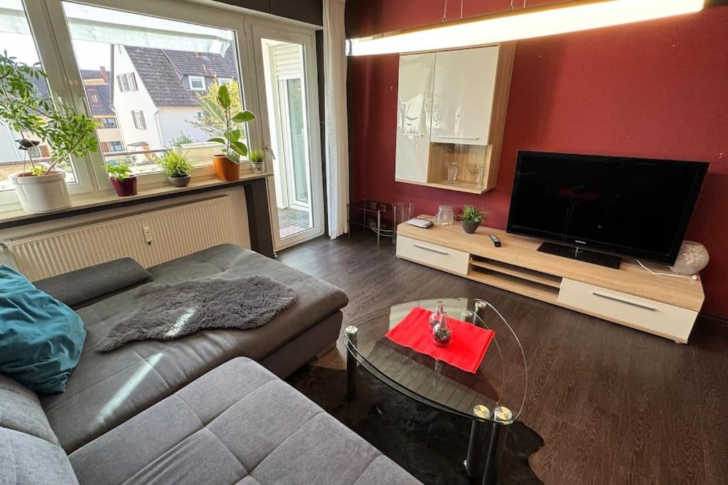 Monikas Home - Gemuetliche 3-Zimmer-Wohnung Im Herzen Von Böblingen Exteriör bild