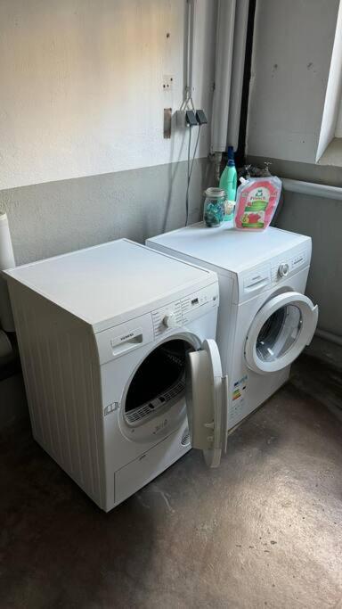Monikas Home - Gemuetliche 3-Zimmer-Wohnung Im Herzen Von Böblingen Exteriör bild